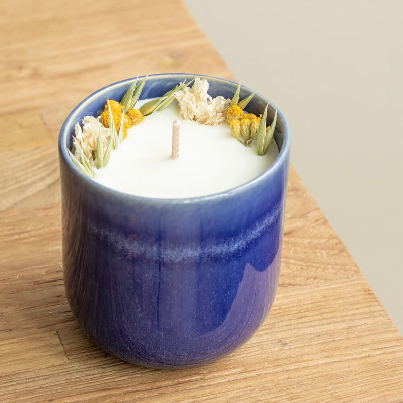 bougie-fleurie-flowrette-artisanale-bleue
