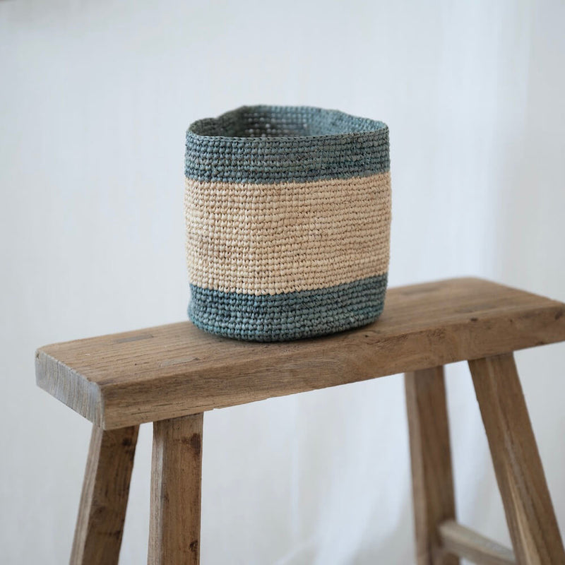 cache-pot-raphia-malala-bleu-14cm