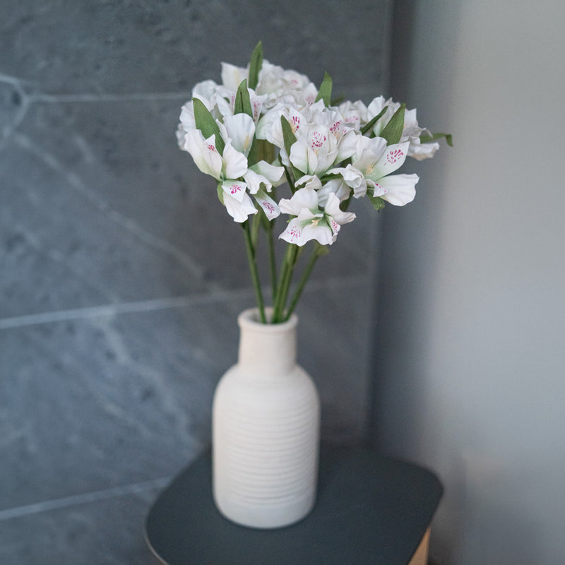 Gigli Inca in carta bianca e verde