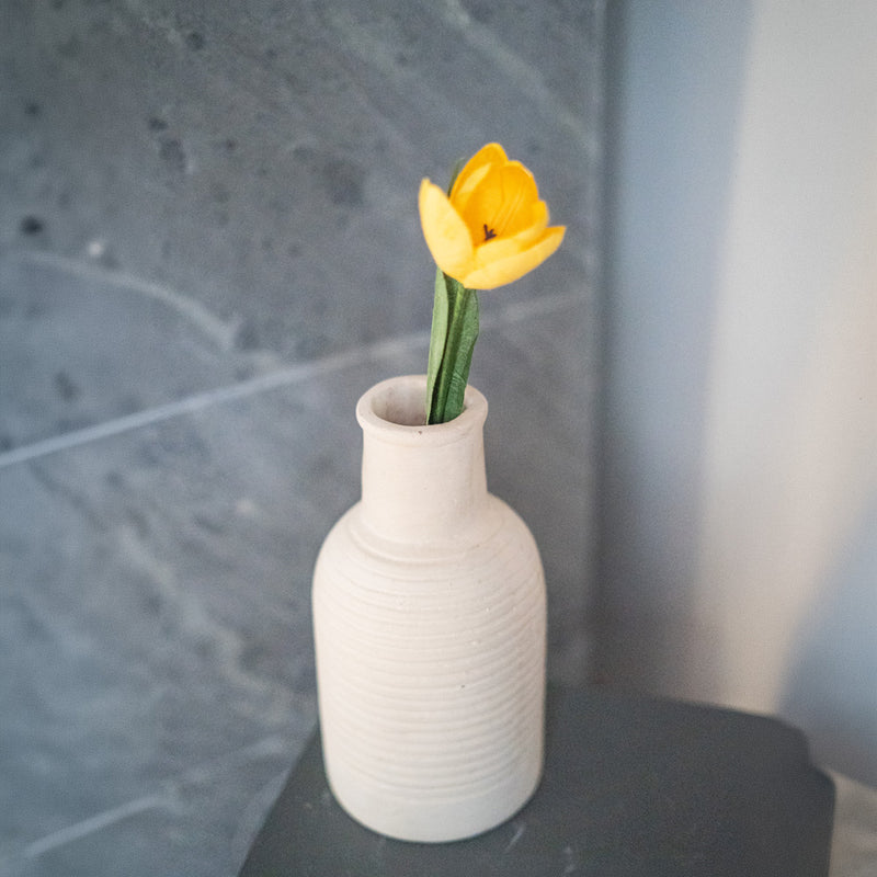 Mini tulipano di carta gialla