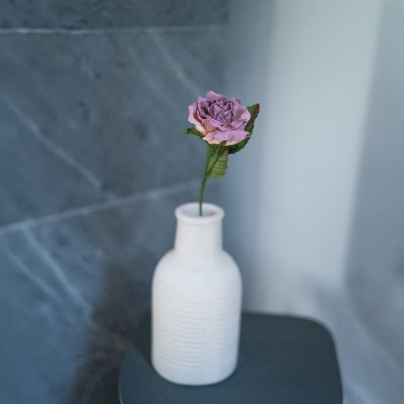 Rose Lady in carta viola