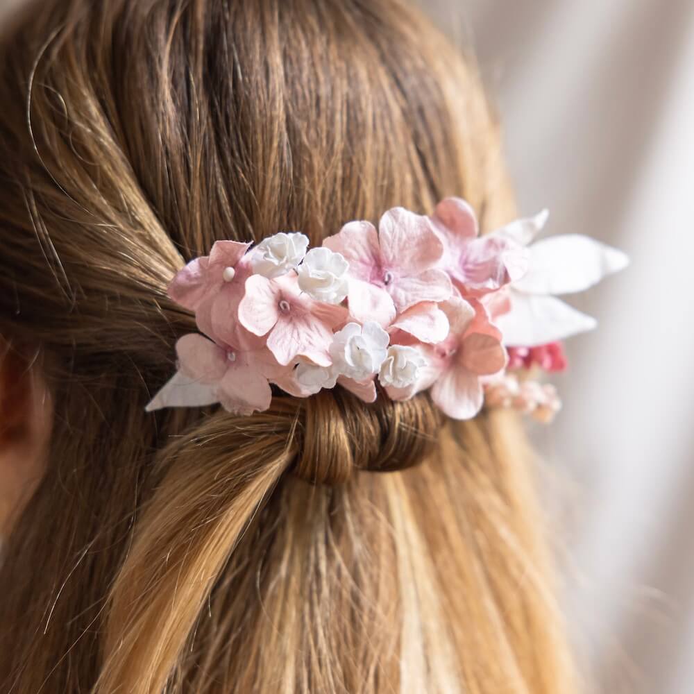 accessoire-cheveux-mariage-fleurs-en-papier-peigne-rose-blanc