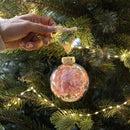 boules-de-noel-avec-fleurs