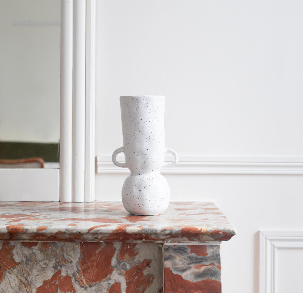 vase-terre-cuite-fait-a-la-main